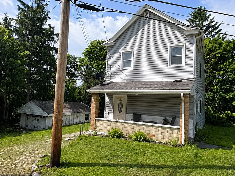 135 Dunn St — Photo 9