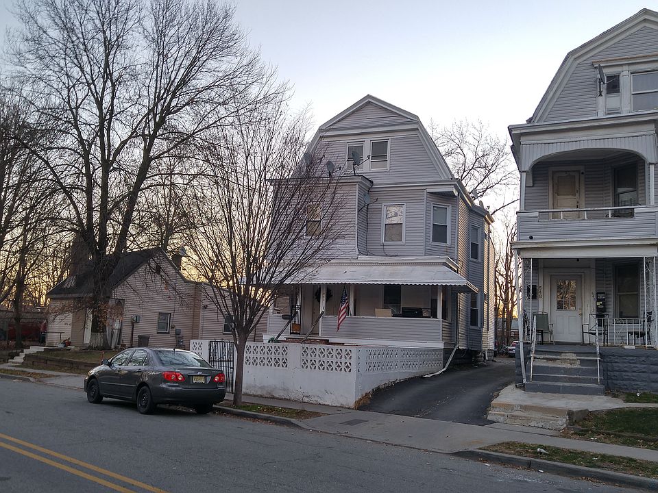 1st image of 550 N Grove St #1