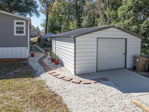 2nd image of 31910 Skyline Dr