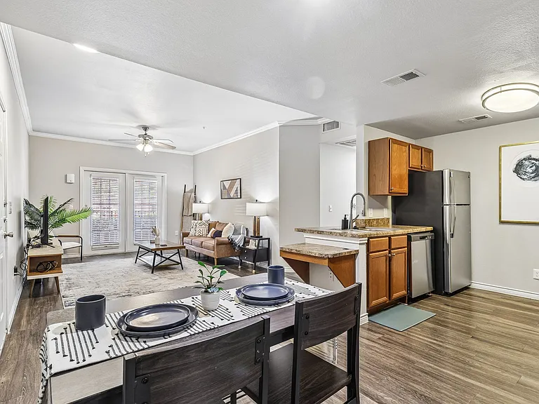 Azul Apartment Homes — Photo 18