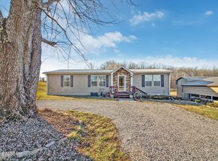 4725 Creston Rd, Crossville, TN 38571