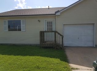 325 Jonathan St #A, Maize, KS 67101