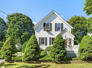 9 Warren Ave, Reading, MA 01867