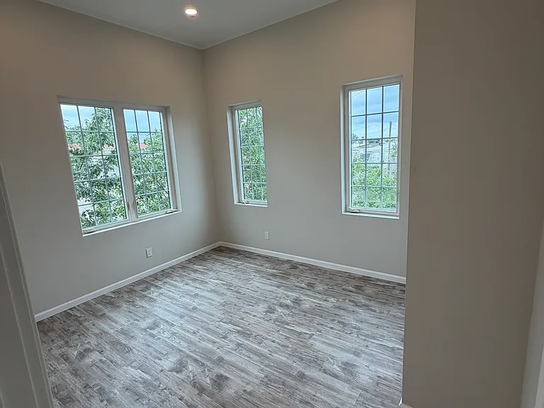 3016 E Thompson St #305 — Photo 7