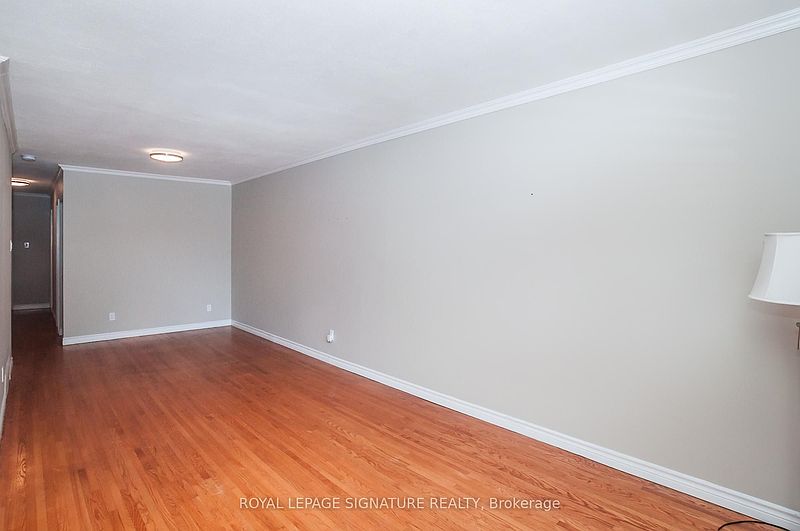 Toronto House for rent - 4 Bedrooms — photo 8