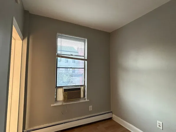 340-42 Palisade Avenue image 7 of 9