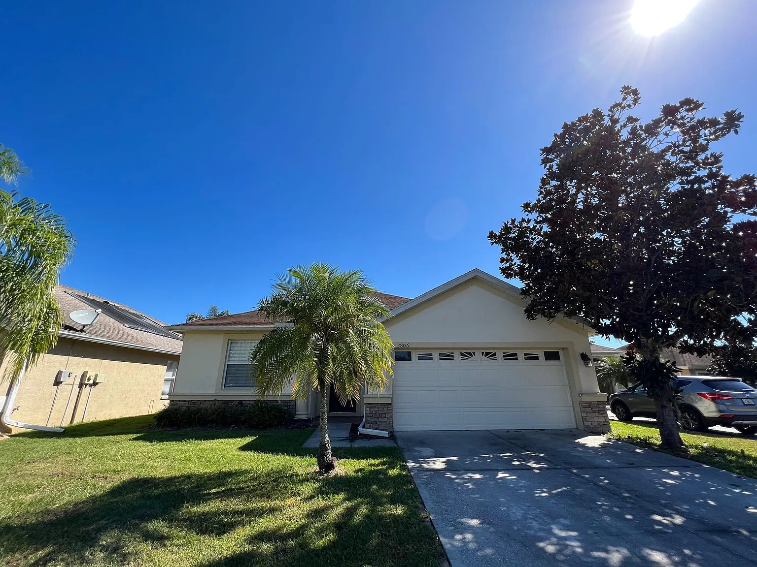 3 bed, 1622 sqft, $2,350 — Photo 2