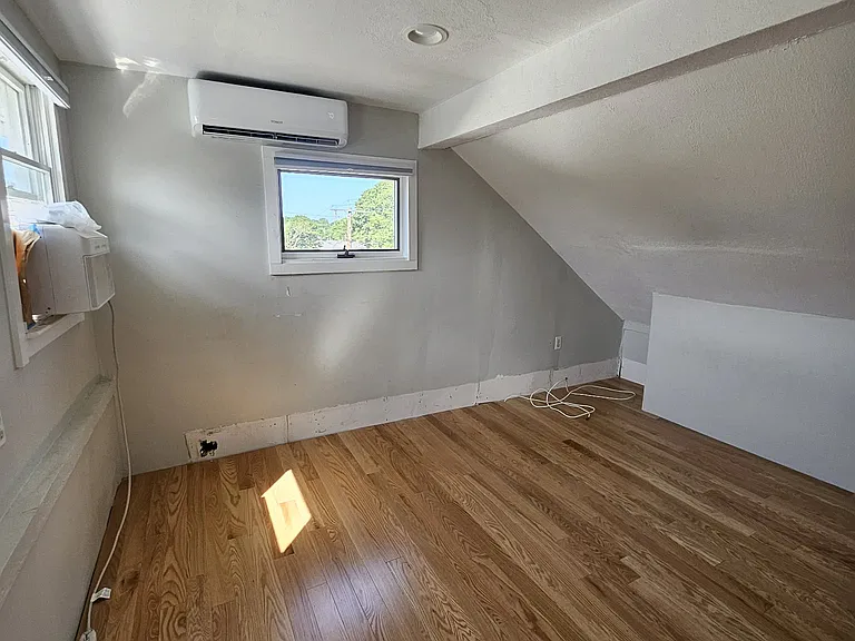 30 Gardner St #1 — Photo 8