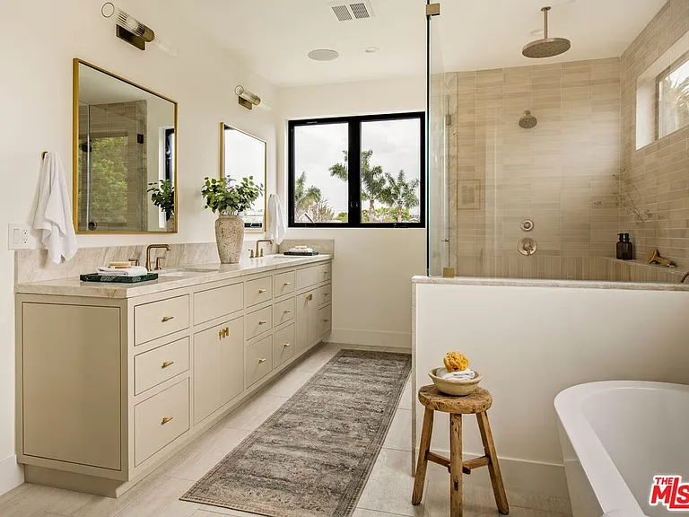 1016 Palms Blvd — Photo 19