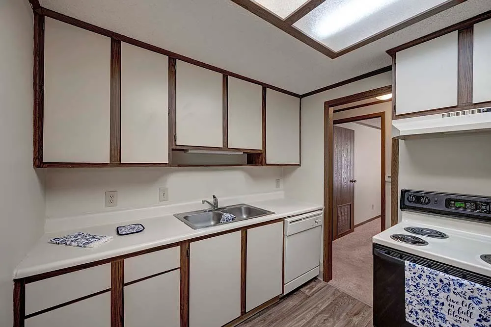 Building Photo - Ridgewood Court