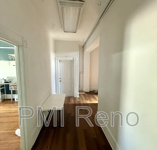 46 W 10th St #4 — Photo 3