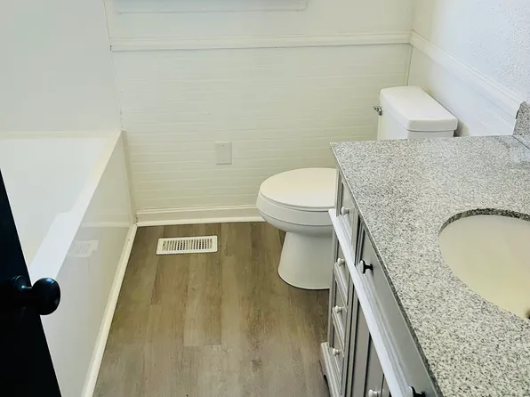 402 Park St, Seaboard, NC 27876