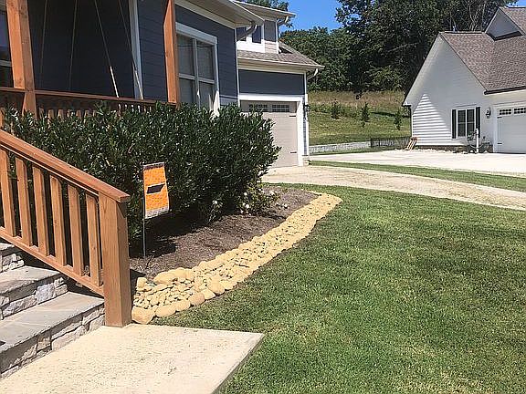 5th image of 137 Waterside Ct
