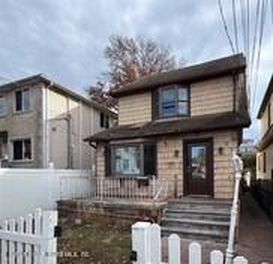 338 Clifton Ave, Staten Island, NY, 10305