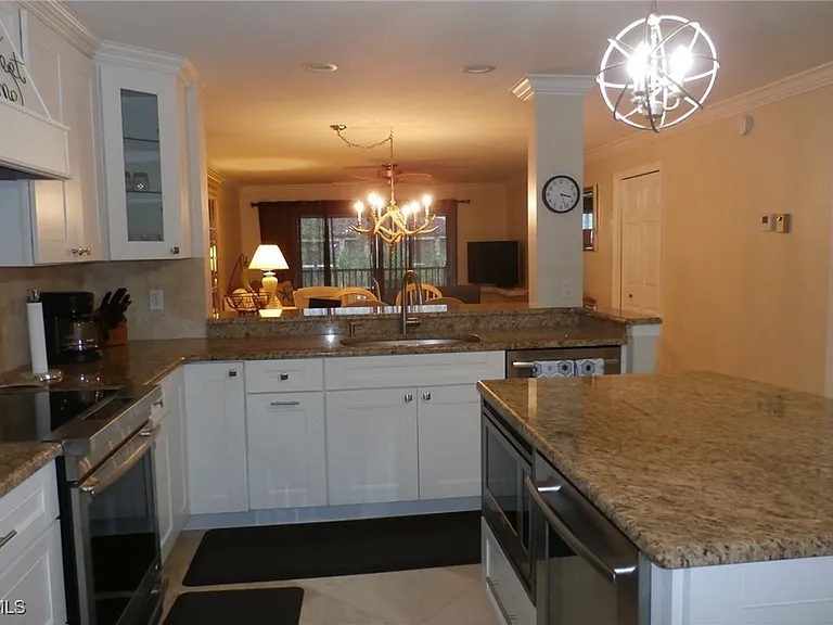 12621 Kelly Sands Way #329 — Photo 7