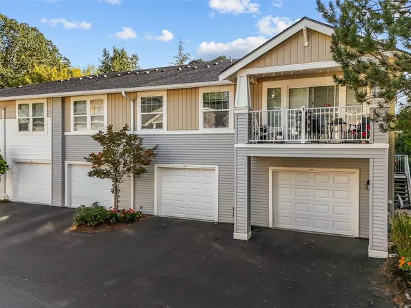 1897 Kennedy Place #C-13, Dupont, WA 98327