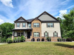 525 Twelve Oaks Dr, Senoia, GA 30276