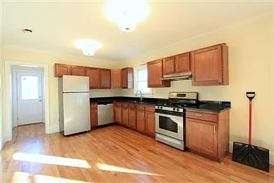 119 Boston Ave #1 — Photo 5