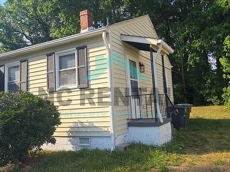 1323 Mayfair Ave — Photo 13