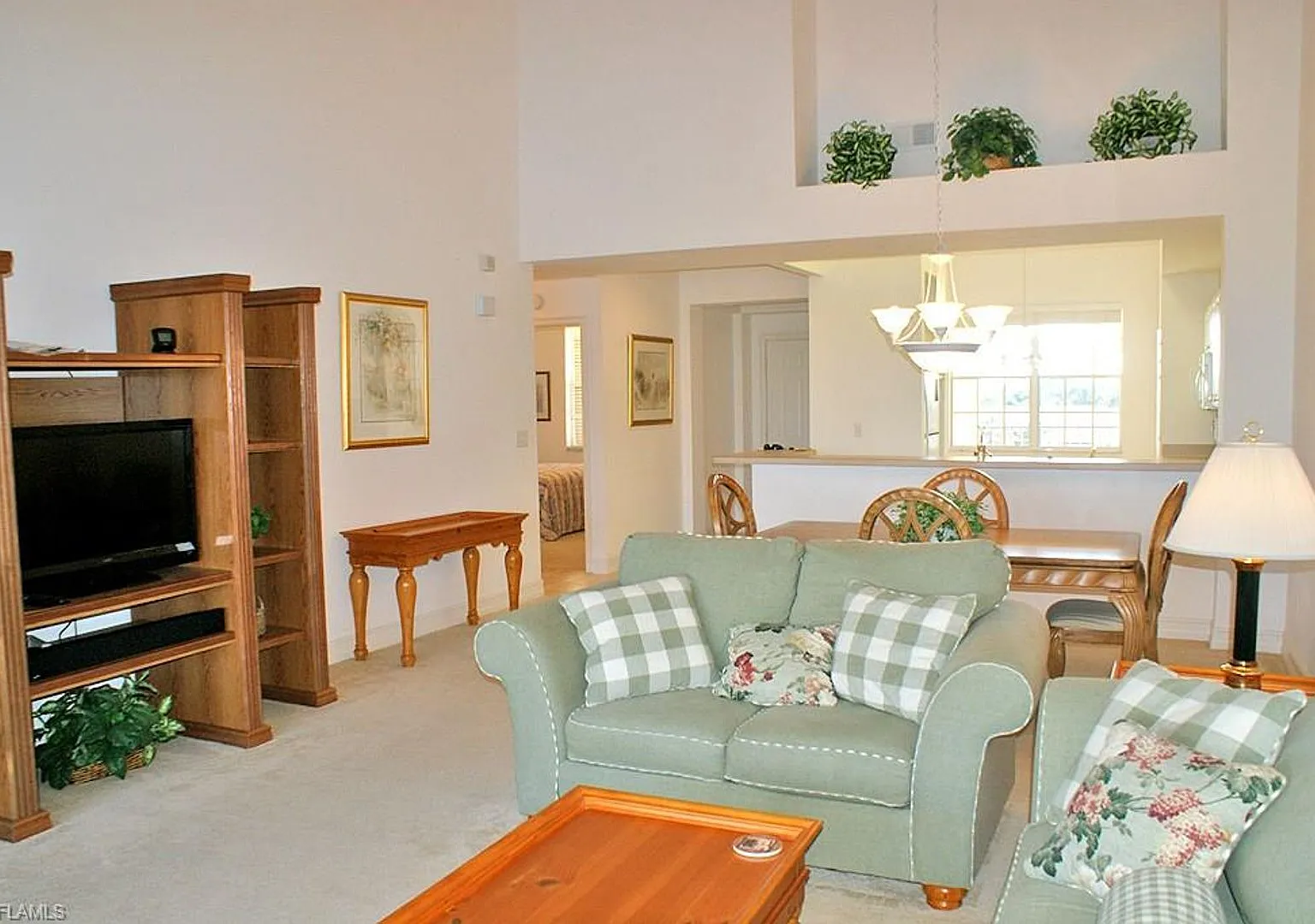 **Pelican Sound**2 Beds 2 Baths Furnished Seasonal Rental — Photo 4