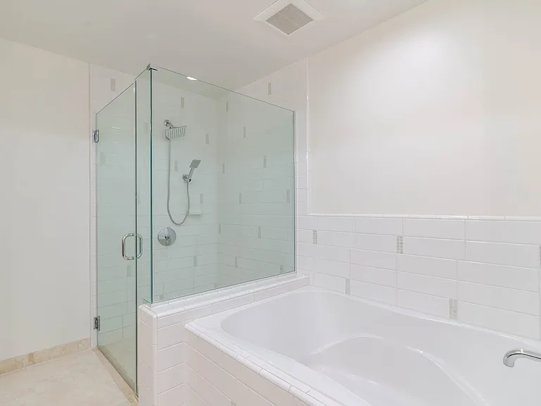 352 Caruso Ave — Photo 22