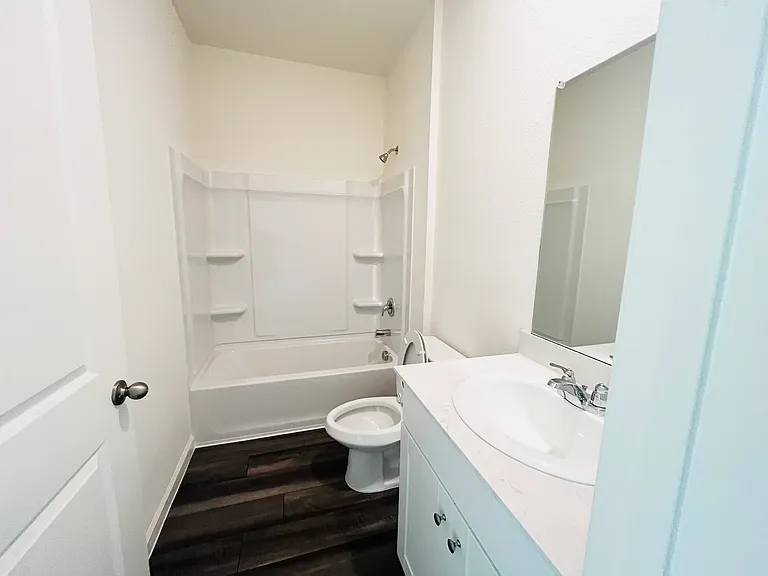 Full Bathroom 3 - On first floor