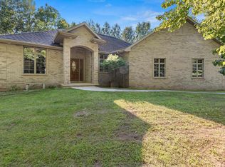 N7097 Green Valley Rd, Oconto falls, WI 54154