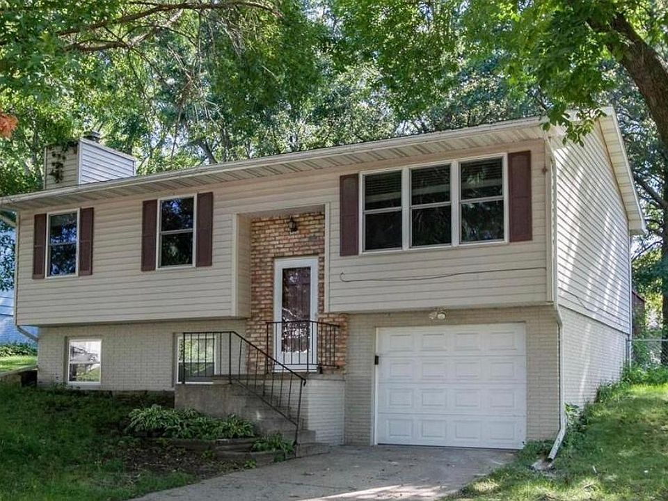 2238 Bancroft Dr, Iowa City, IA 52240 Zillow