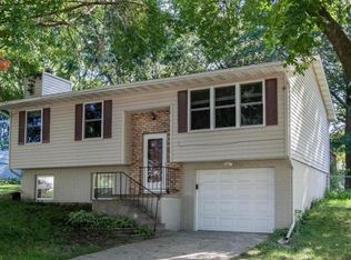 2238 Bancroft Dr, Iowa City, IA 52240