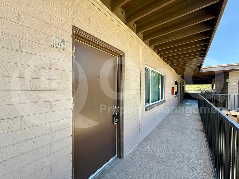 25 E Eva St #14 — Photo 17