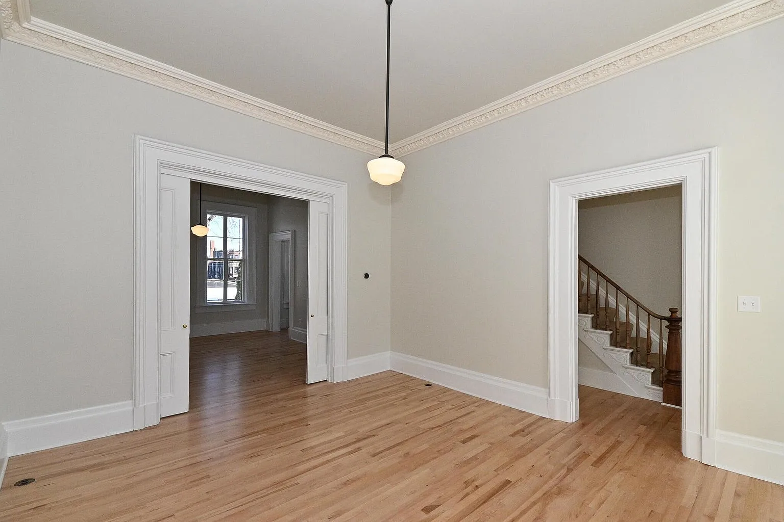 4 bed, 2.5 bath, 2179 sqft, $3,000 — Photo 4