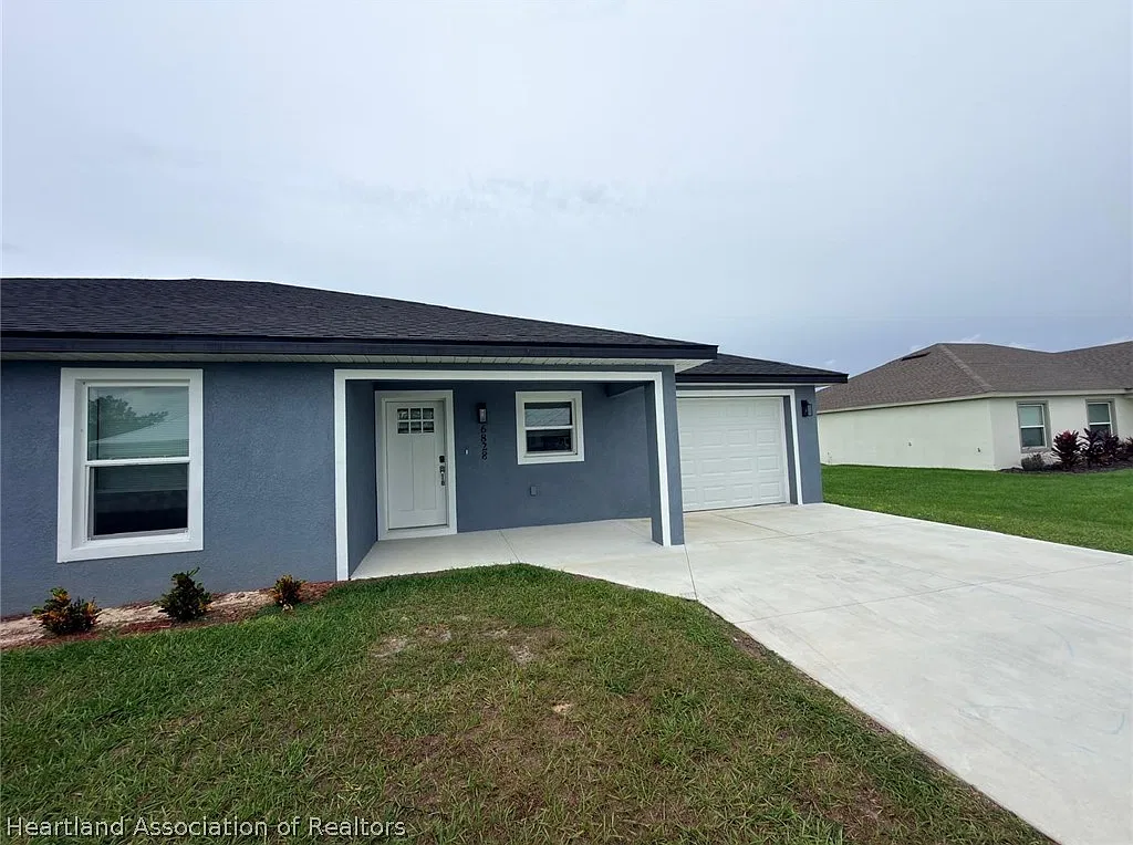 2 bed, 2.0 bath, 1015 sqft, $1,600 — Photo 2
