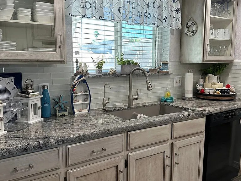 2663 Cliffwood Dr — Photo 14