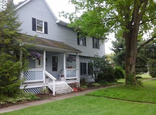 107 Maple Ave, Creston, OH 44217