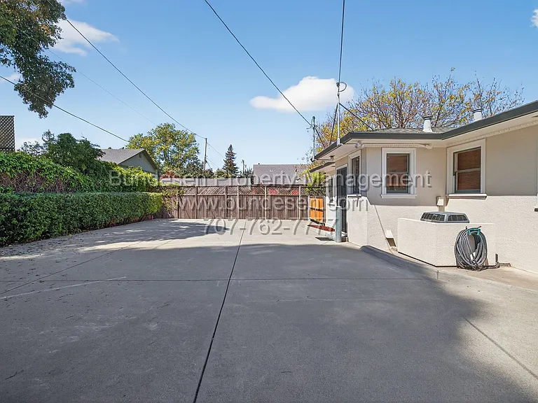 612 Petaluma Blvd S — Photo 8