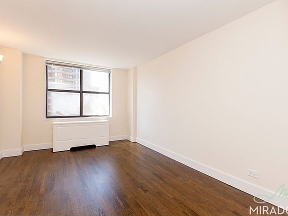 4th image of 330 E 39th St APT 30C