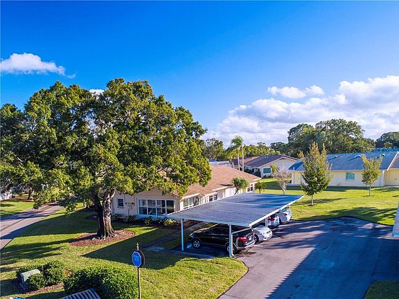 4th image of 2207 Grenadier Dr #2207