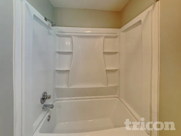 138 Putter Point Dr — Photo 10
