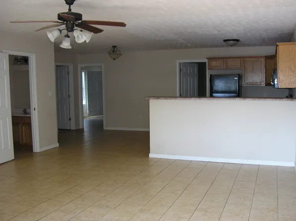 1453 Park St #A, Bowling Green, KY 42101