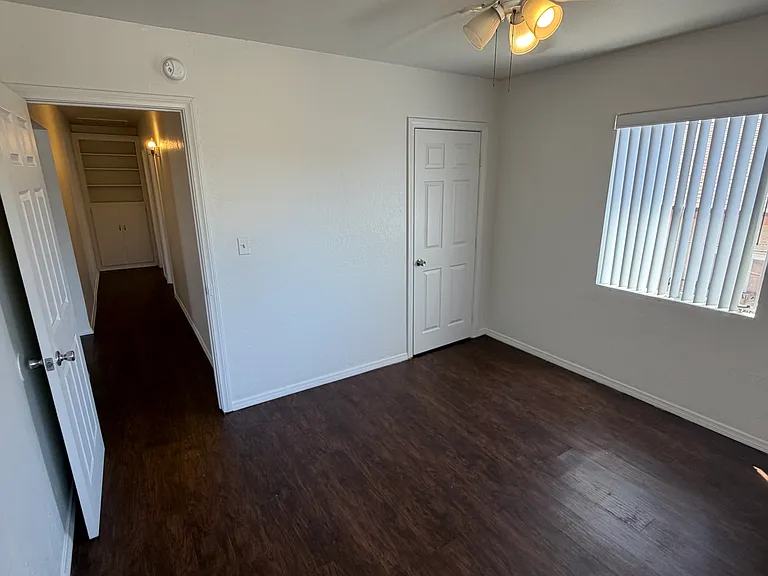 3004 E 18th St E #3004 — Photo 10