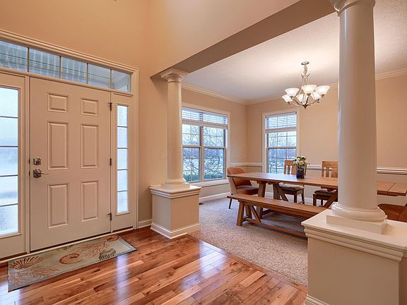 4th image of 8223 Bibury Ln
