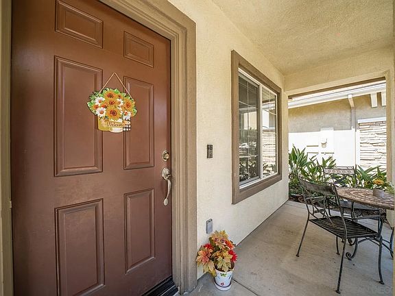 4th image of 1761 Cottonwood Dr