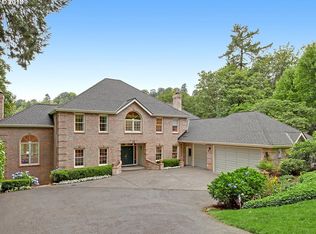 2277 Summit Dr, Lake Oswego, OR