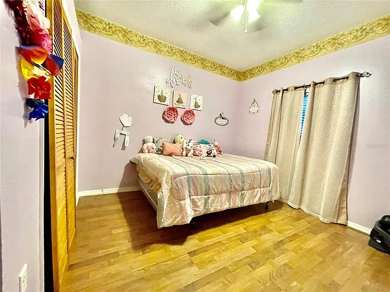 2314 Kings Crest Rd — Photo 12