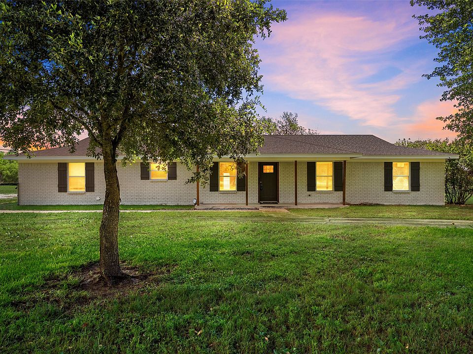 1st image of 154 Longhorn Pkwy