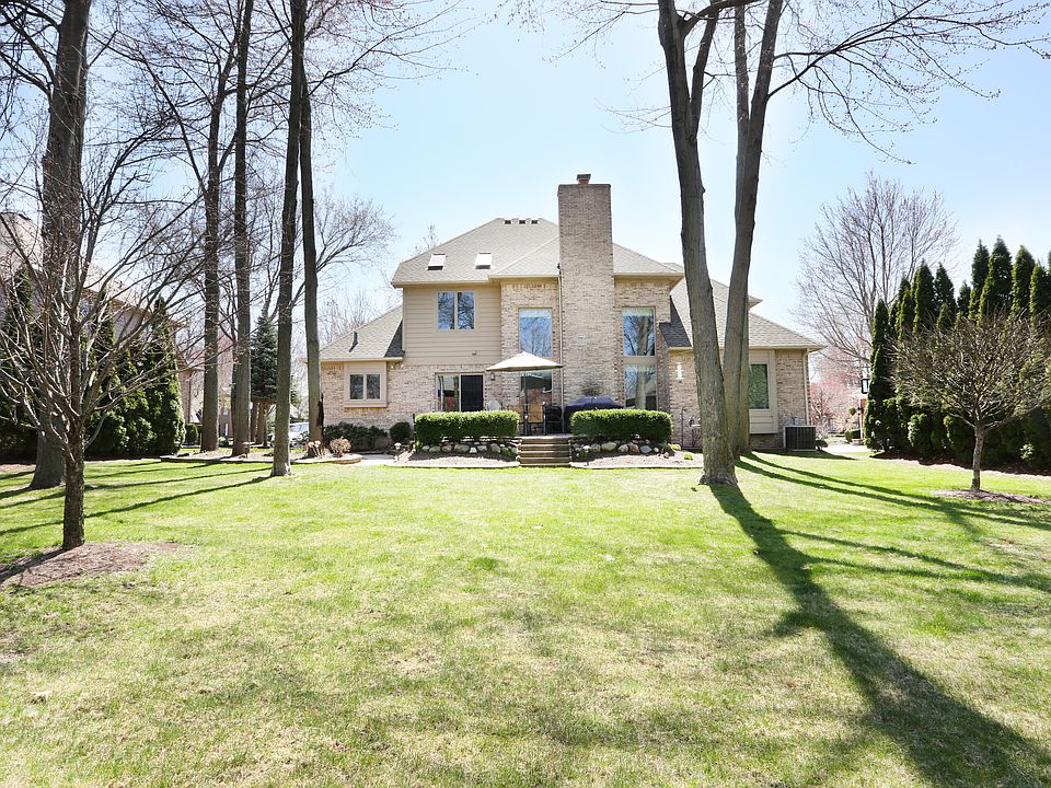 2nd image of 14063 Bournemuth Dr