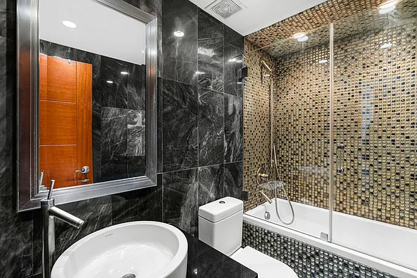 Rented by Modern Spaces | media 39