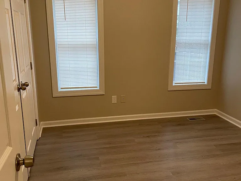 150 Cheyenne Dr — Photo 7