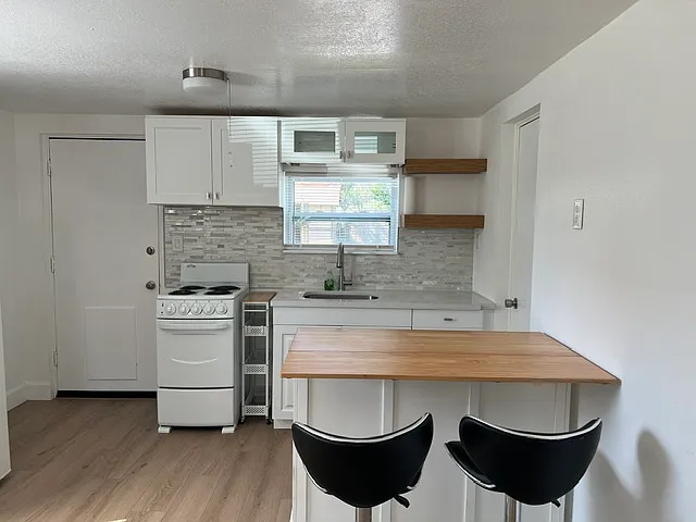 1138 Jamajo Blvd #A — Photo 3