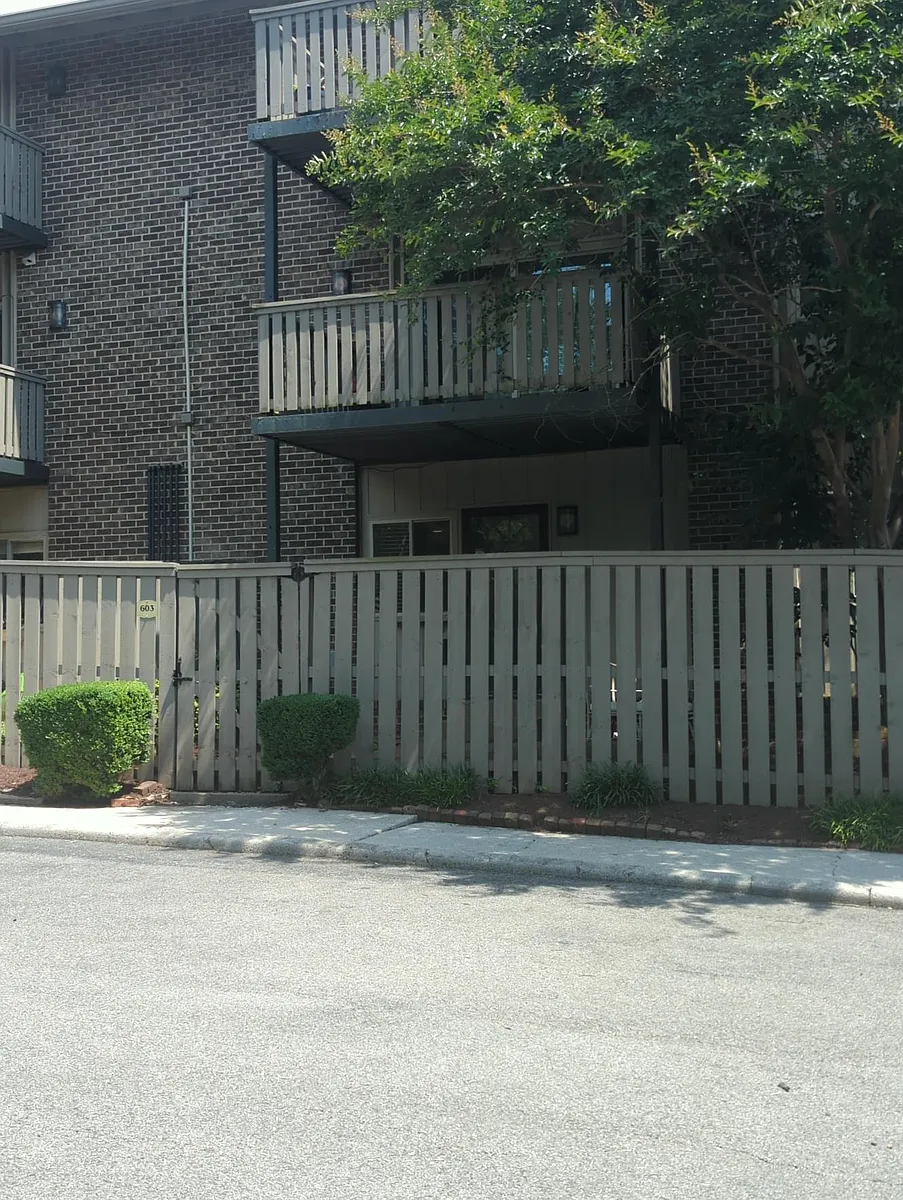 Building Photo - 3636 Taliluna Ave #603
